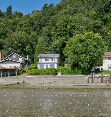 Beach and house at low tide