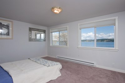 Upstairs bedroom 1