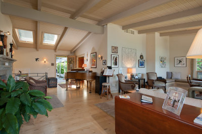 Looking back to the main entry and the living room on the right