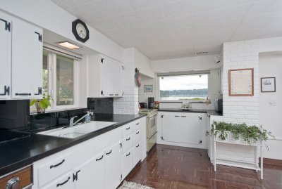 Lower level kitchen