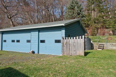3 car garage