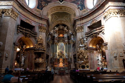 5-110519-31-Vienne-Peterskirche.jpg