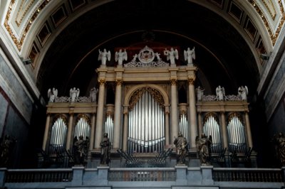110520-08-Esztergom- St Adalbert.jpg