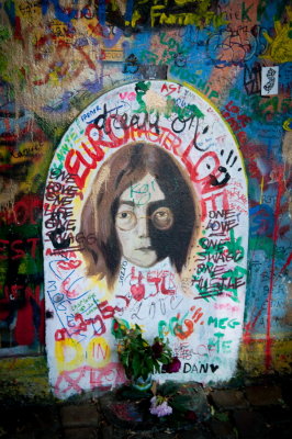 1-110526-32-Prague-John Lennon.jpg