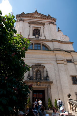 2-110525-70-Prague-Eglise de l'Enfant de Prague.jpg