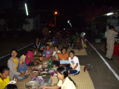 New Year streetparty, Muang Samsip