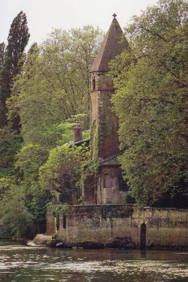 Ile Barbe - Chapel seen from the river