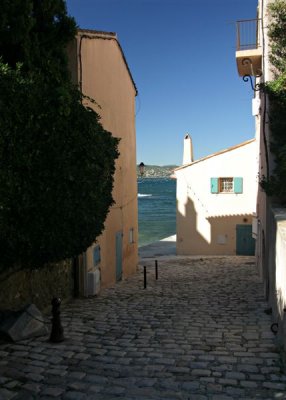 St Tropez village street