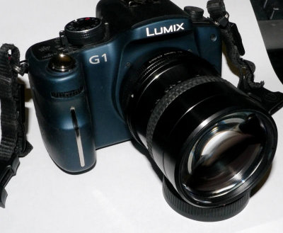 G1 40mm f1.0 lens.jpg