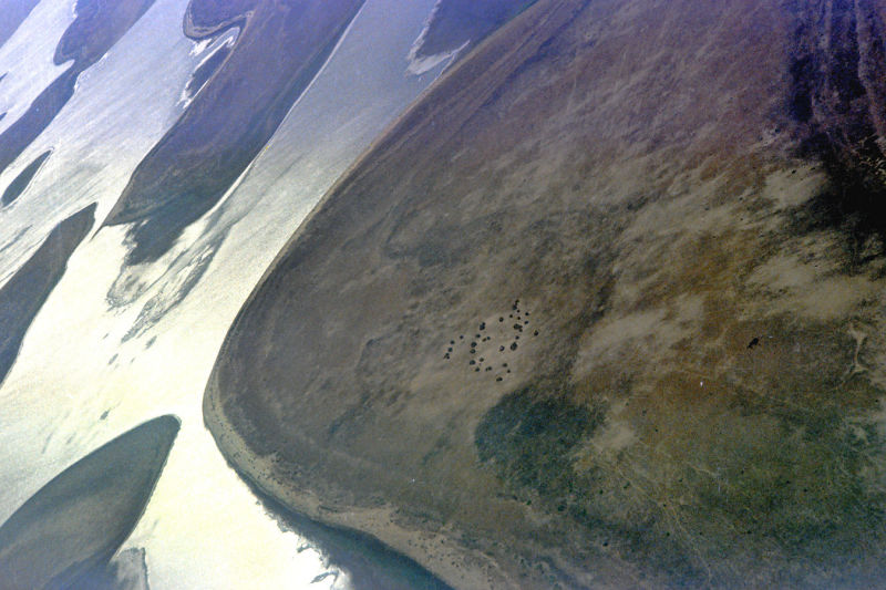1974 - Lake Chad from the air