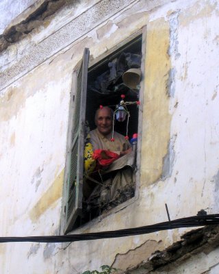 en la ventana