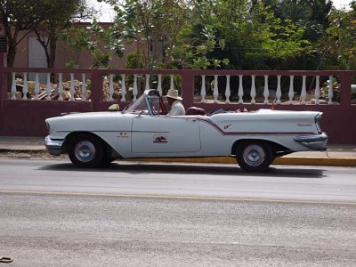 Cuba taxi  0601