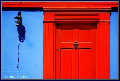  Ireland - Co.Cork - Kinsale - Red and blue house facade
