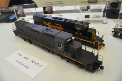 Compare BB40T-2 against as-built EMD SD40T-2.