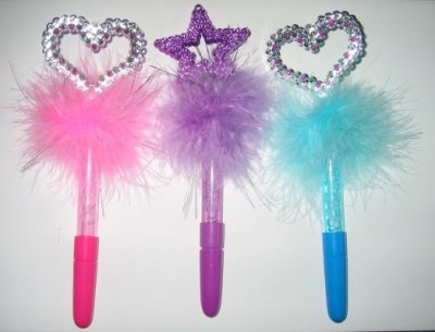 BBT-BBFF Feather Bubble Bubble Pen with the Heart or Star Topper