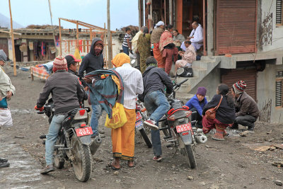 Bikers bringing Indian pilgrims to Muktinath