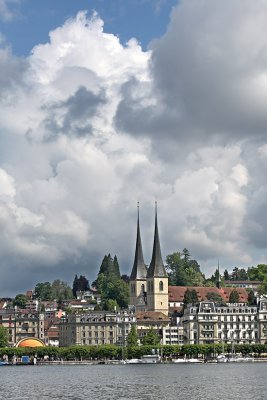 Hofkirche with his clouds