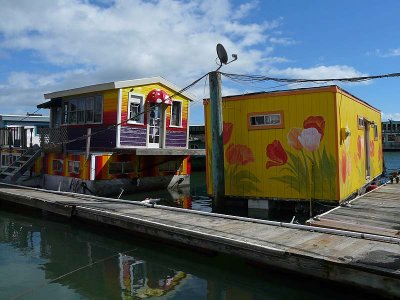 Poppy and Rainbow Houseboats
