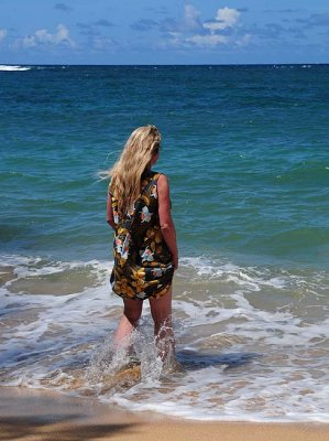 Mindy in Hanalei Bay
