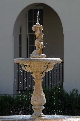 Fountain with Arch