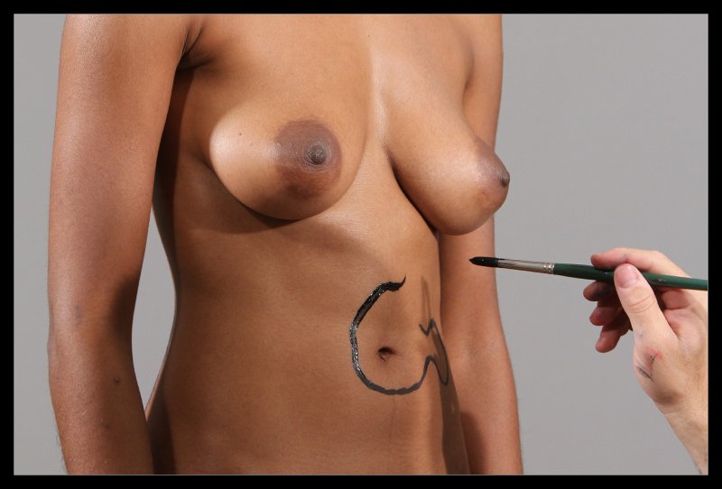 The Painted Model: Reconstruction (nudity)