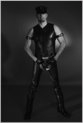 Paul (1100) b&w.jpg