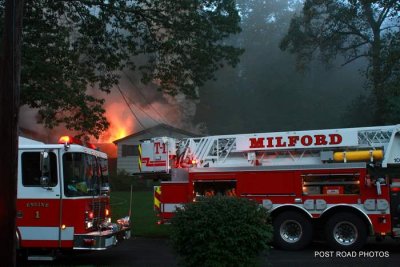 20110930-milford-ct-house-fire-62-cedar-hill-road-118.JPG