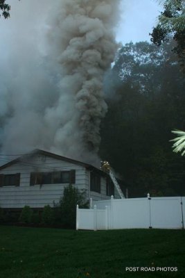 20110930-milford-ct-house-fire-62-cedar-hill-road-125.JPG