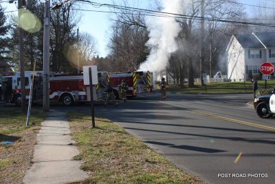20120111-truck-fire-naugatuck-ave-and-grinnell-st-milford-CT-06461-100.JPG