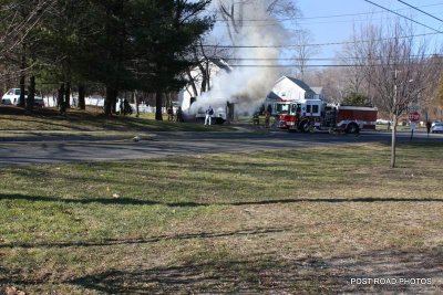 20120111-truck-fire-naugatuck-ave-and-grinnell-st-milford-CT-06461-101.JPG