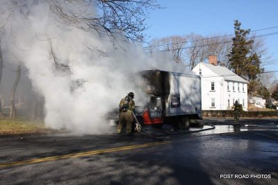20120111-truck-fire-naugatuck-ave-and-grinnell-st-milford-CT-06461-105.JPG