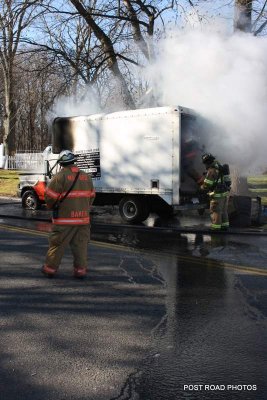20120111-truck-fire-naugatuck-ave-and-grinnell-st-milford-CT-06461-110.JPG