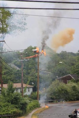 20120715-milford-utility-pole-fire-anderson-ave-quirk-rd-photo-by-david-purcell-102.JPG