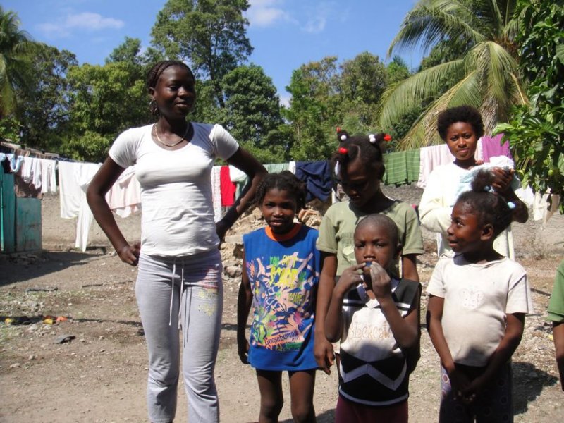 Enfants victimes du seisme du 10 janvier accueillis par KIN - 7.jpg