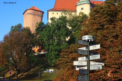 Royal Route ends at the foot of The Wawel Hill