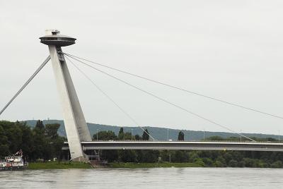 Bridge of the Slovak National Uprising 14.jpg