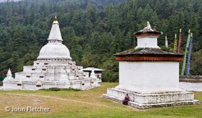 Chendebji Chorten (Stupa)
