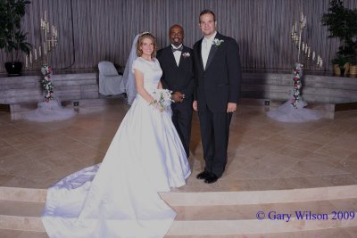 Sherbondy-Dooley/Bride & Groom with Minister