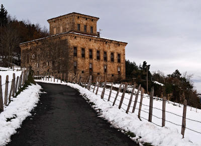 Casa Torre Ipearrieta Urretxu PB280061.jpg