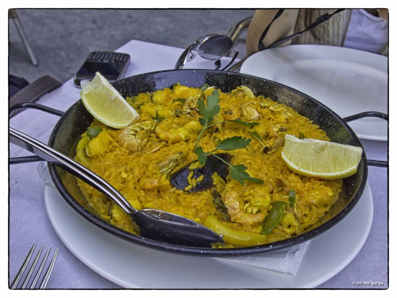 1004 Madrid 12 Paella   La Mi Venta.jpg