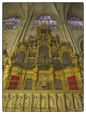 1003 17 Toledo - Gothic Cathedral.jpg