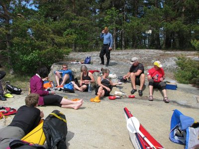 Lunch p Hallonstenarna