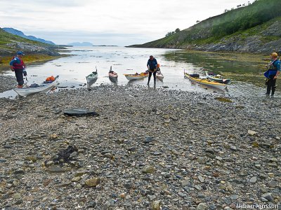 Vr frsta lgerplats. finfin strand tyckte vi...