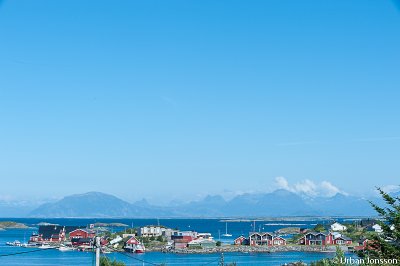 Den livaktiga byn p Lovund, hr var det inget snack om avfolkning.