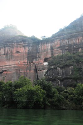 red rock walls of Danxiashan DSC_9991.JPG