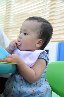 snack time in playgroup DSC_6767.JPG