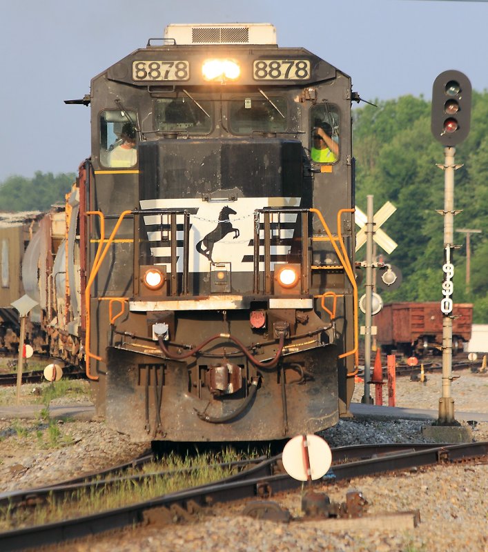 NS 168 at MP 199.0W, West Huntingburg 