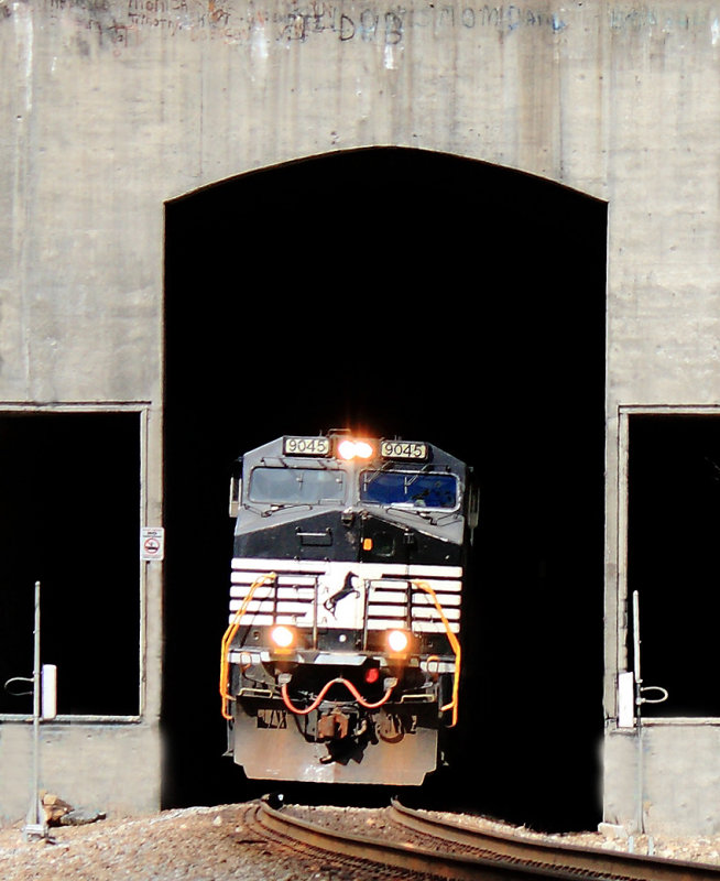 NS 177 pops into the sunlight at  the South end of Nemo Tunnel