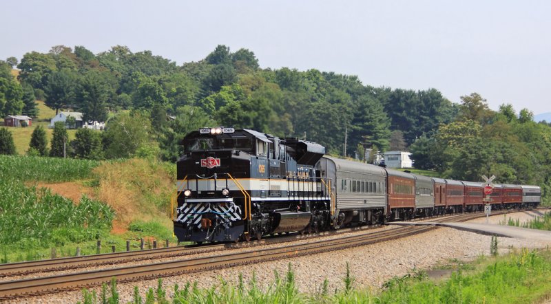 NS 958 rolls through the valley near Shawsville 