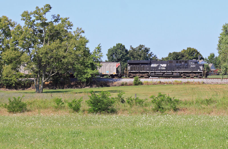 NS 8050 shoving hard on the bottom of 76J 
